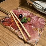 La Pesquera MARISQUERIA - ハム・プラッター