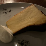 THE BELCOMO - THE BELCOMO(バスク風チーズケーキ)