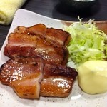 まんねん食堂 - 厚切りベーコン