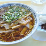 大松食堂 - 笠岡ラーメン450円