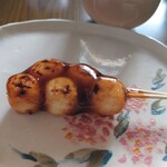 かんだ和彩 - 焼きが香ばしいみたらし団子