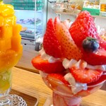 フルーツすぎ - マンゴーパフェ＆4種の贅沢苺パフ＆