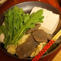 浅草辻むら - 2012.12 すっぽん鍋の具材、春菊、白菜、豆腐、蒟蒻