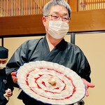 Hirasansou - ◎冬の名物料理は「月鍋」。ツキノワグワの肉。