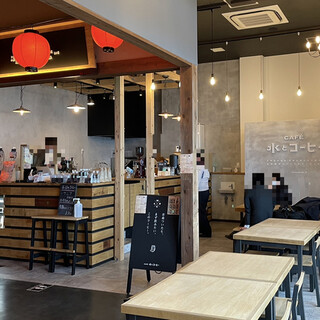 CAFE 水とコーヒー_2
