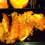 創作厨房ぐろう - メインのチキンしょうが焼き。そういえばチキンしょうが焼きは初めてかも(^-^)