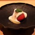 銀座 稲葉 - デザートは「あまおう」