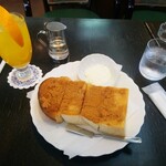 カフェテラス小島屋 - シナモントースト と オレンジジュース