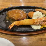 シャルドン - シャルドン定食は、ライスとスープあり