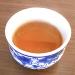焼肉処いっとう - 食後に供された焙じ茶
