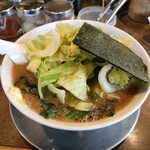 しょうゆとんこつラーメン 匠家 - キャベツラーメン大盛¥1,000