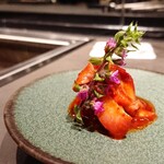 北海道焼肉 北うし - ホッキ貝と苺(あまおう)キムチ