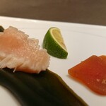 北海道焼肉 北うし - 知床産上ミノ昆布〆自家製カラスミ添