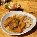 h African Restaurant Calabash - スンバラライス with チキン ‘N’ ベジズ