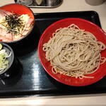 Nadaifuji Soba - ミニ合鴨マヨ丼セット(そば)。