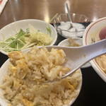 翠園 - 炒飯はたまご以外ほぼ具なし