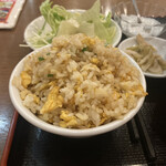 翠園 - 炒飯、何気にこんもりと盛られ、結構多い