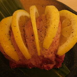 Zerobyou Remonsawa Sendai Horumon Yakiniku Sakaba Tokiwa Tei - 肉塊レモン牛タン