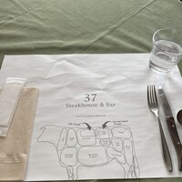 37 Steakhouse & Bar - 