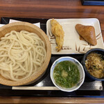 丸亀製麺 - 