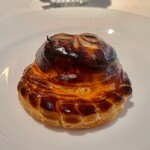 コート ドール - 2022.2.  ヴォーグリューズ産 黒トリュフのパイ包み焼き