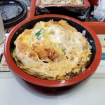 よし田 - カツ丼880円