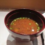 なだ万 - 赤出汁