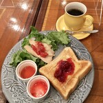 Cafe Missponne - モーニングプレート680円