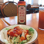 Saizeriya - 無料のサラダと野菜ジュース