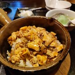 味良久 - 石鍋麻婆豆腐あんかけ