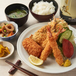 海鮮市場 漁屋 - 