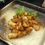 博多水炊きと焼き鳥 鳥善 - なんこつ唐揚げ