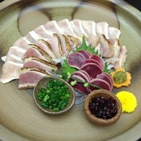 博多水炊きと焼き鳥 鳥善 銀座店 - 鶏刺身三種盛り