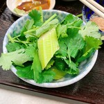 ゆたか食堂 - パクチーセロリ