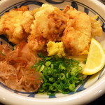 ２００ｇぐらい入っているでしょうか？？たっぷりのとり天見てテンションアップ♪