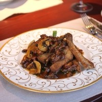 コントワール ミサゴ - 猪のカツレツ茸とナッツのソース