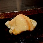 新ばし 星野 - 厚い身もまた、見事な焼きあがりで、天才と思う。
