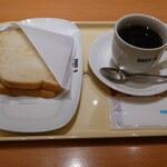 ドトールコーヒーショップ - 料理写真:あつあつハムチーズ（ホットコーヒー）471円