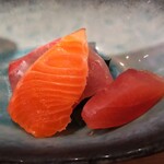 うみからそらへ - お刺身は サーモン  マグロ  タイ