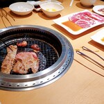 Yakiniku Kingu - 