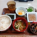 Sukiya - 納豆たまかけ朝食（ご飯ミニ）［クーポン利用で220円］