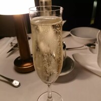 トラットリア グランボッカ - スパークリングワイン