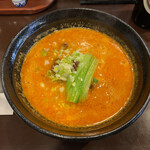 中華食堂 Pata-Pata - 担担麺 935円