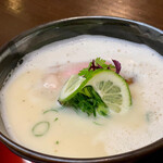 豚白湯創作麺処 友池 - 