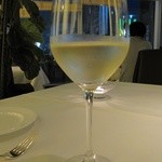 TRATTORIA HIRO - 料理に合わせて選んで頂いた白ワイン