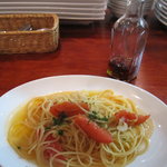 カスターニャ - フルーツトマトとアンチョビのペペロンチーノ ＋300