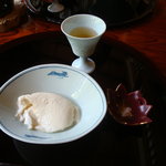 松籟庵 - 食前酒と豆腐