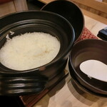 Tonkatsu Kagurazaka Sakura - お釜ご飯