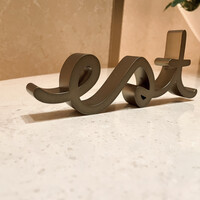 est - 