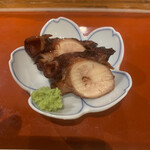 丸吉寿司 - 蛸の桜煮